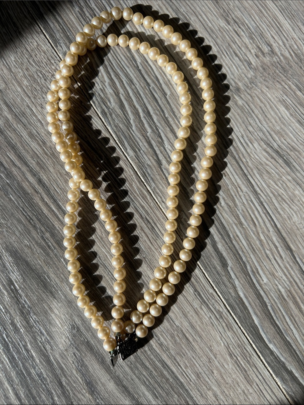 Classic Cream Pearl Beaded Necklace - Elegant Women's Jewelry